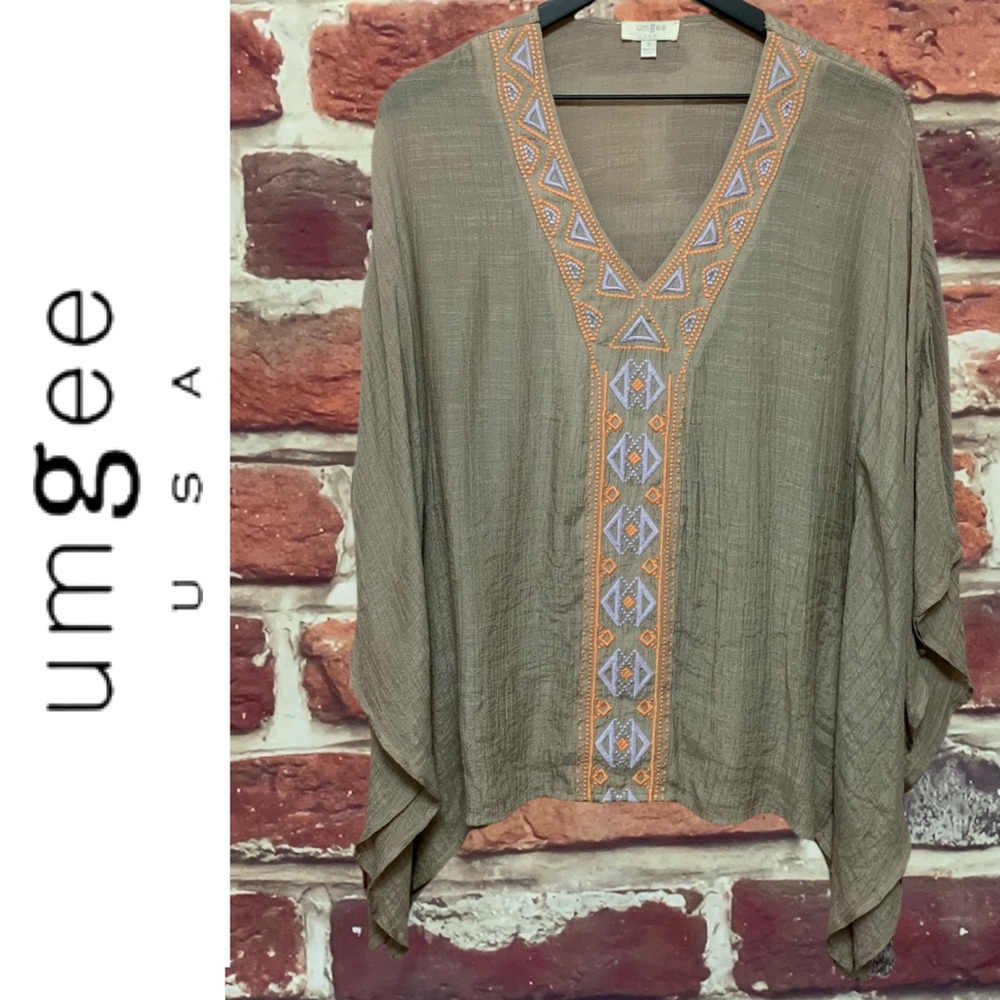 UMGEE TAUPE BOHO EMBROIDERED PONCHO BLOUSE